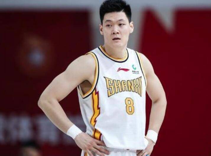 三人成行，无界竞技！“翎跃山海”羽毛球巡回赛广州站举行