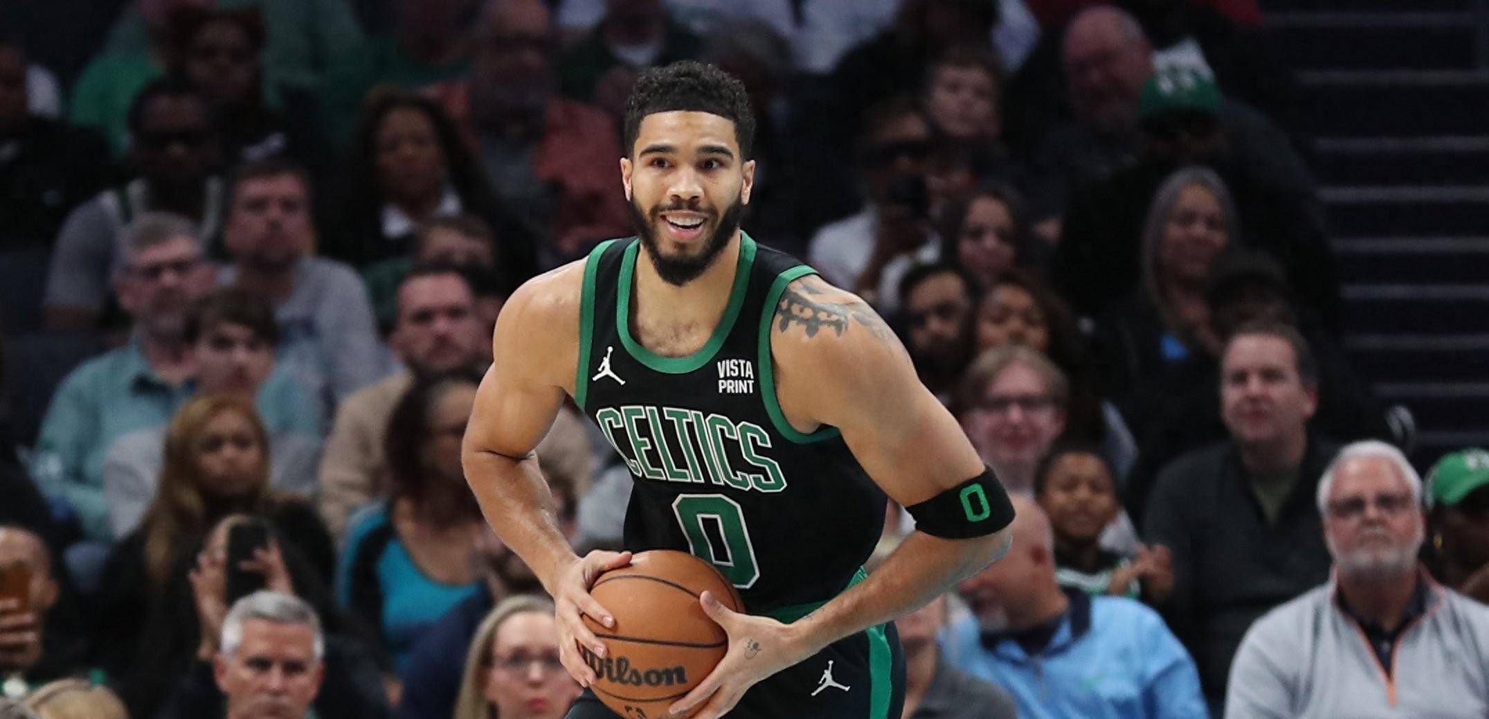 皇马：老佛爷强硬表态，2亿巨星要么续约，要么离开换2.5亿买2将