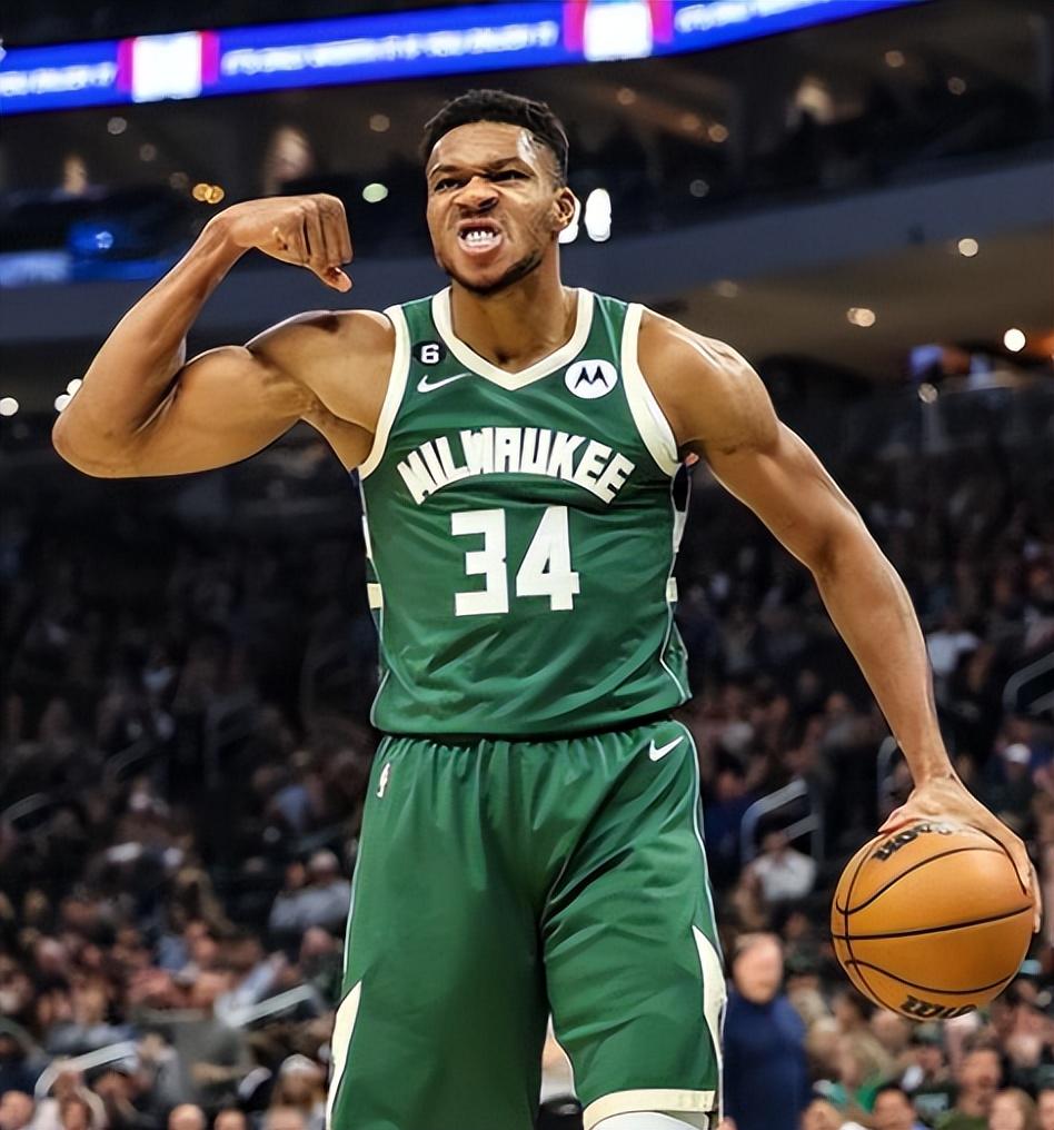 诺兰·莱恩在面对洋基队时单场投出 15 次三振，现场洋基球迷亦为其欢呼