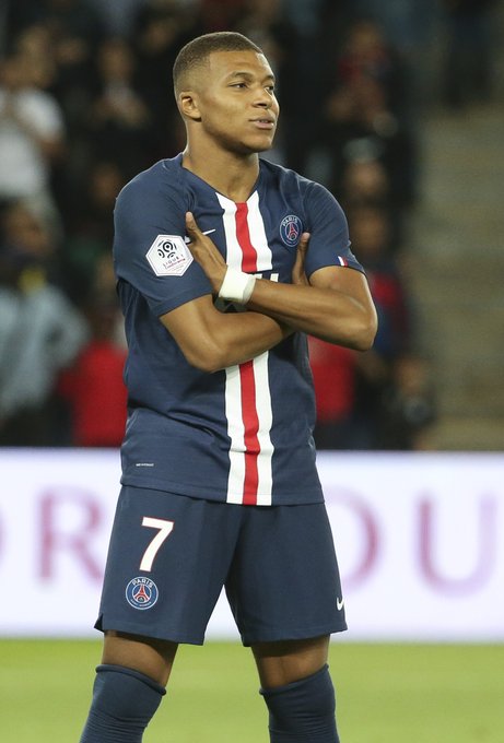 54岁匪帅无力回天！短短8天：欧冠出局，西甲2场被逆转丢6分