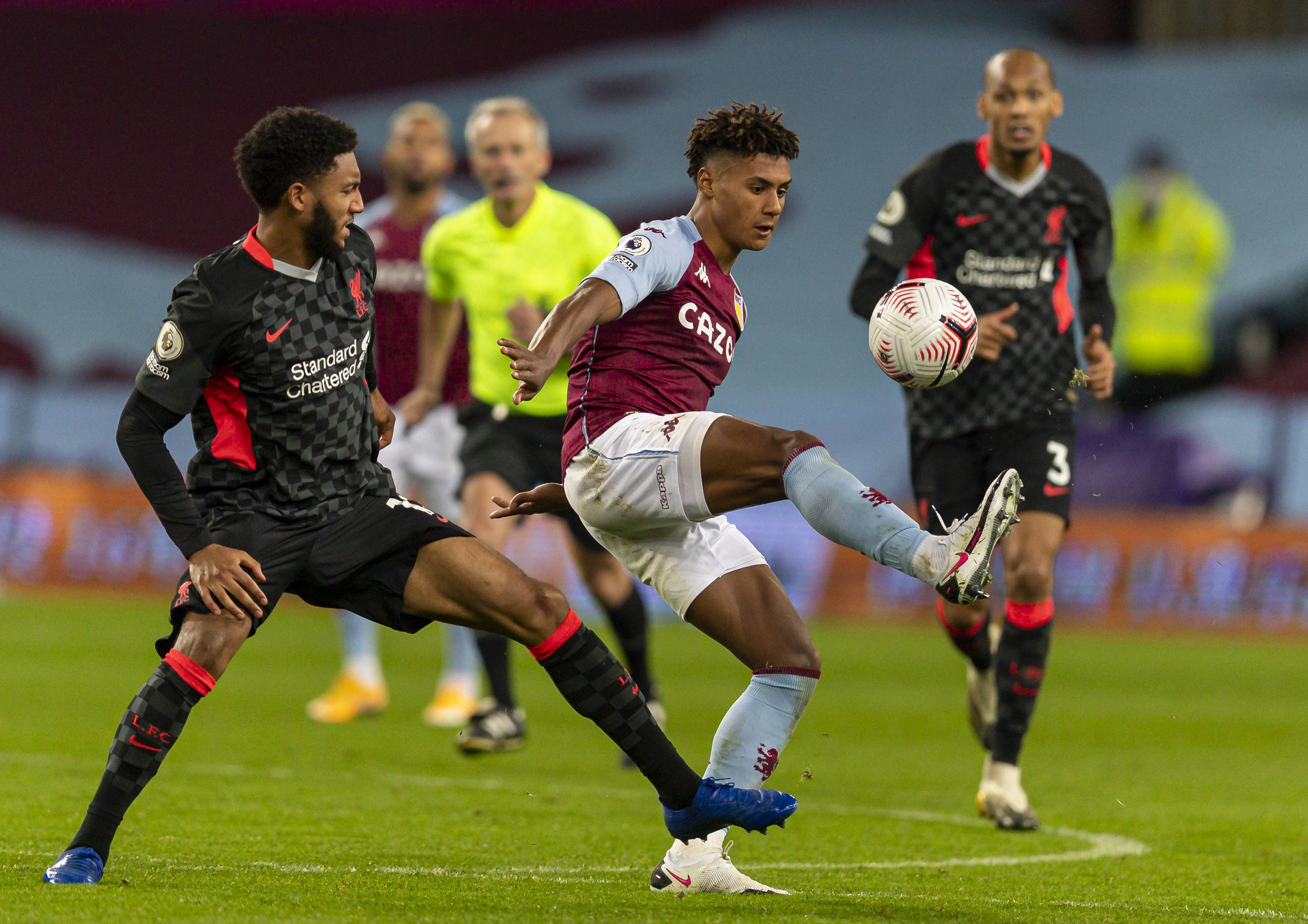 洛杉矶道奇队由于前老板麦考特夫妇的离婚官司，一度被大联盟官方接管