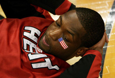 追求字母哥，勇士决定引热议，筹码公布！拉科布演都不演了