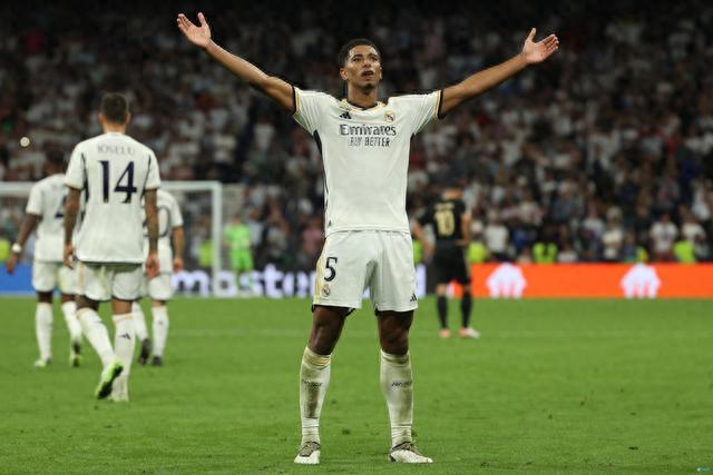 《三男一狗》XGP轮换刺激销量 在库期IP收入暴增！