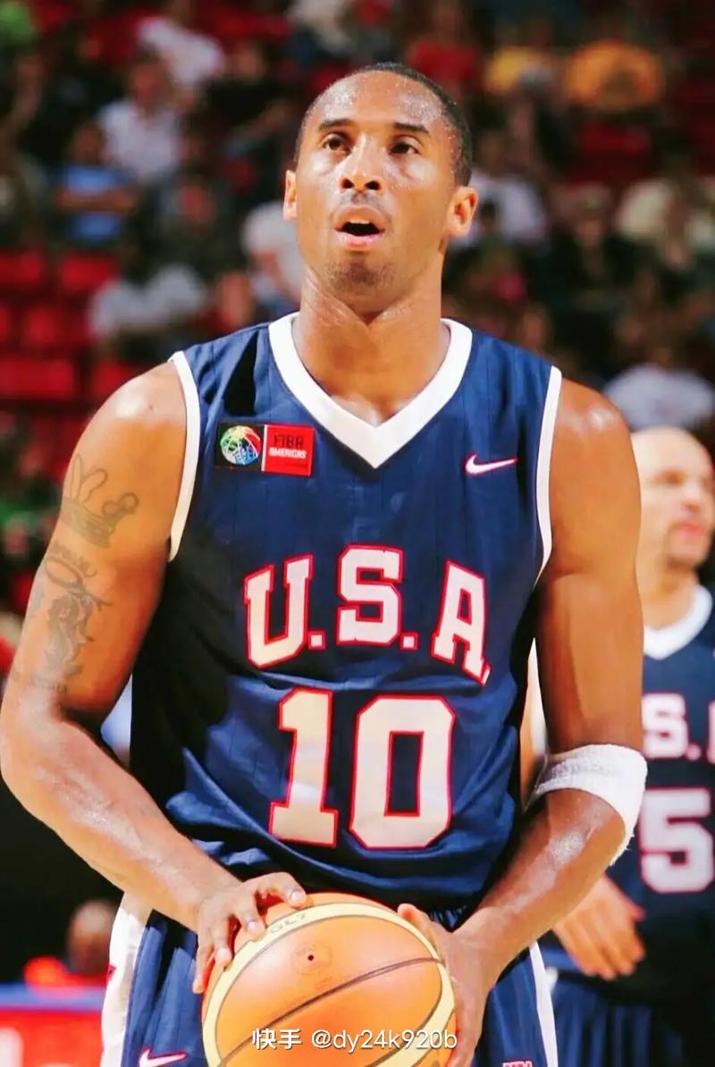 纽约洋基队证实：正与亚利桑那响尾蛇商谈关于年轻先发投手的重磅一对一交换