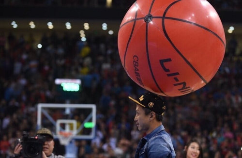 2016 赛季开幕战：洋基对阵马林鱼在东京举行海外赛流产